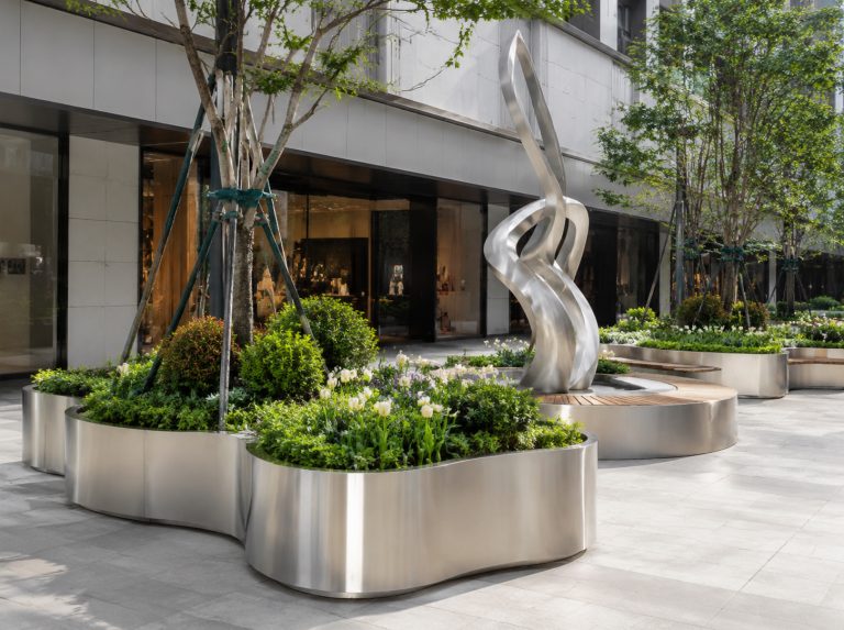 永平县不锈钢景观雕塑与金属花箱